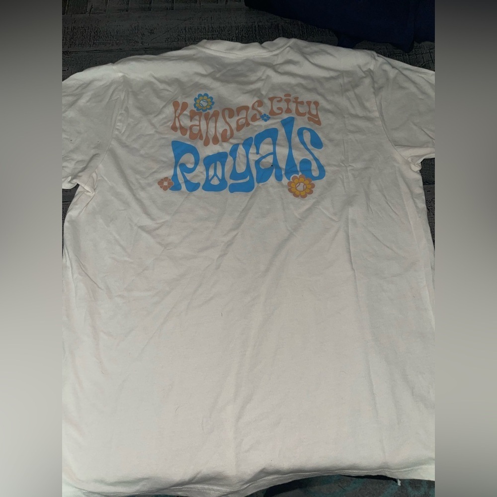 Kansas City Royals Graphic T-Shirt, XL P2P 23
